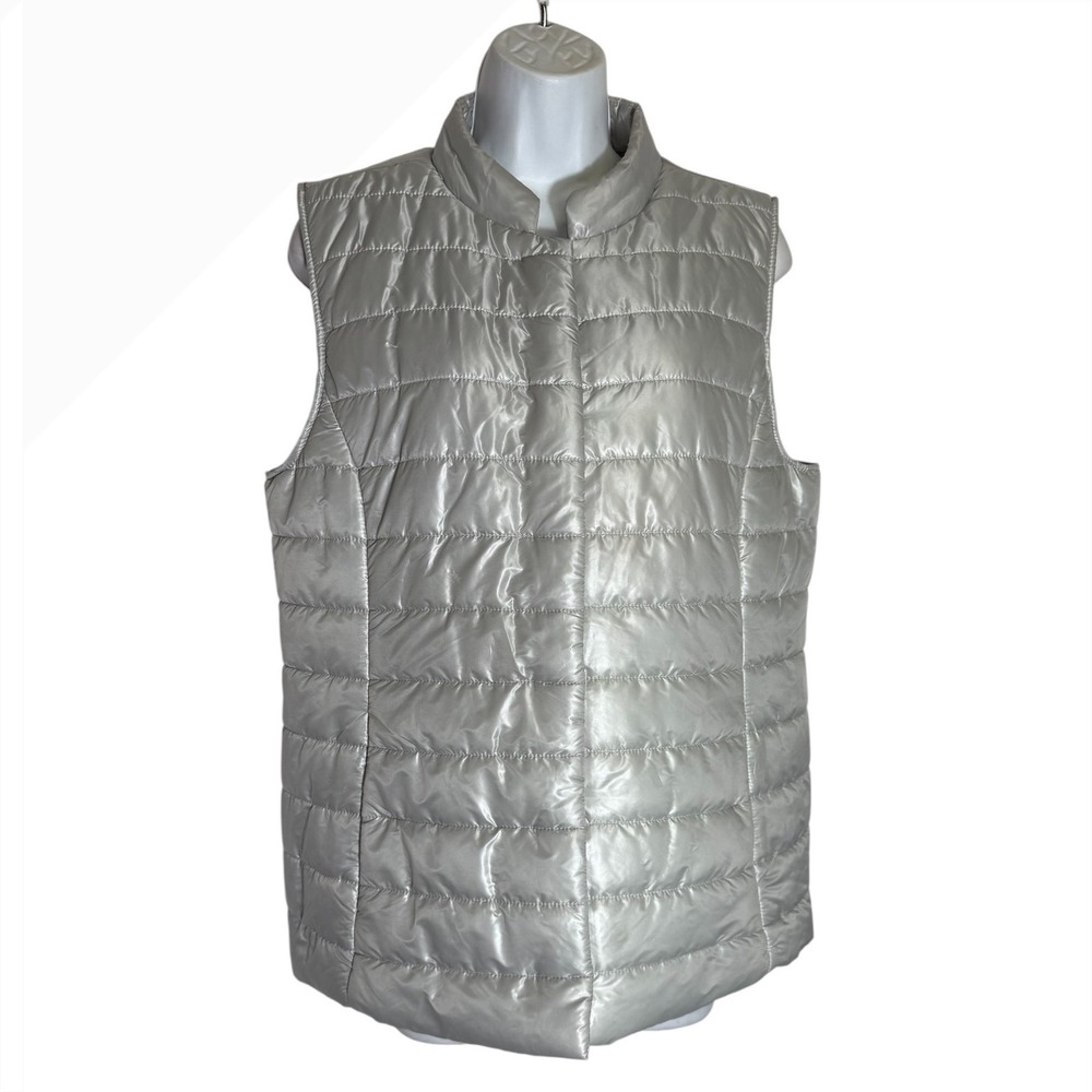 Marc New York Andrew Marc Silver Puffer Vest Womens Size Medium PERFECT 🩶